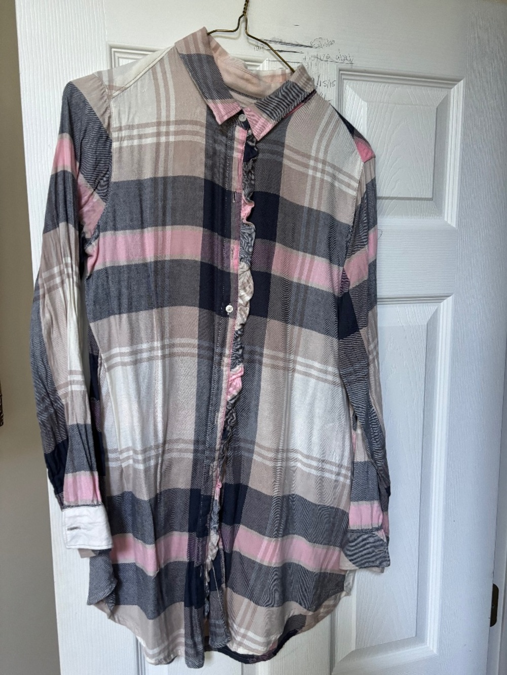 WOMENS AERIE TUNIC STYLE BUTTON DOWN SHIRT PINK TAN GRAY PLAID SMALL